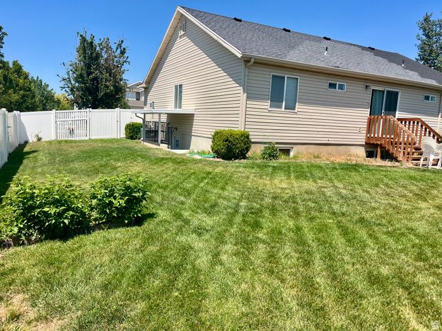 2581 W 1890 N, Clinton, UT 84015
