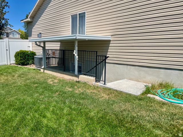 2581 W 1890 N, Clinton, UT 84015