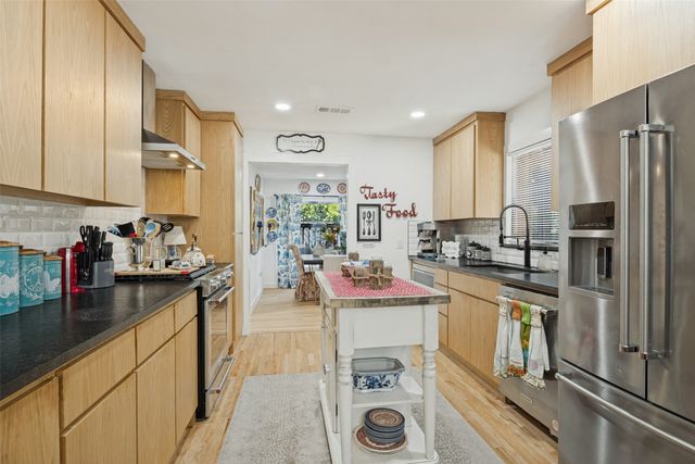7210 Lehigh Drive, Dallas, TX 75214