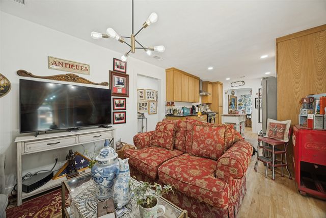 7210 Lehigh Drive, Dallas, TX 75214