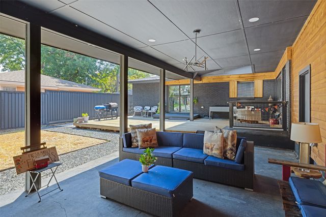 7210 Lehigh Drive, Dallas, TX 75214