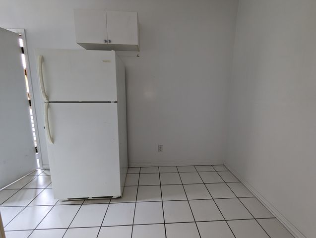 3040 W Wellington Street 3, Chicago, IL 60618
