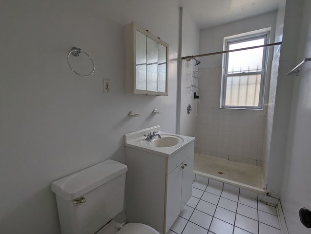 3040 W Wellington Street 3, Chicago, IL 60618