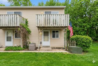 79 Maude Avenue E, Fox Lake, IL 60020