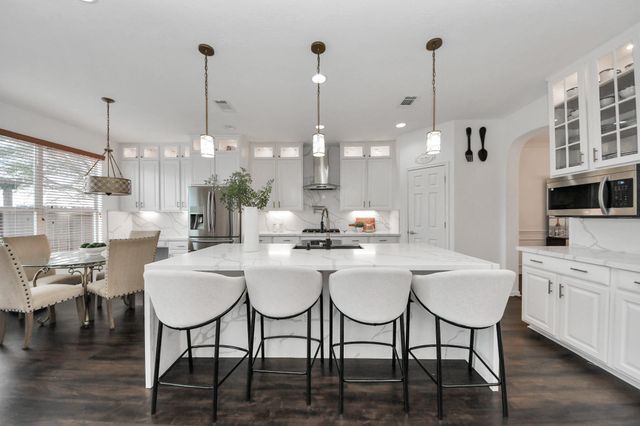 11003 Leigh Woods Drive, Cypress, TX 77433