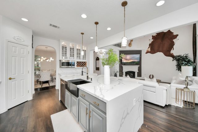 11003 Leigh Woods Drive, Cypress, TX 77433