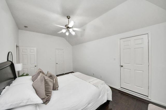 11003 Leigh Woods Drive, Cypress, TX 77433