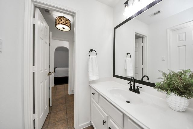 11003 Leigh Woods Drive, Cypress, TX 77433