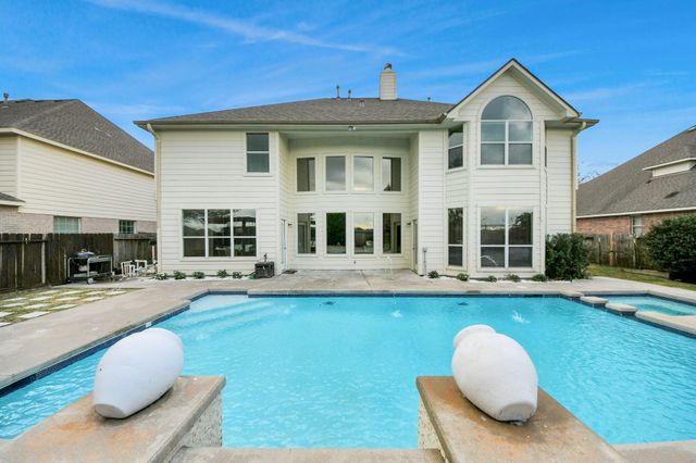 11003 Leigh Woods Drive, Cypress, TX 77433