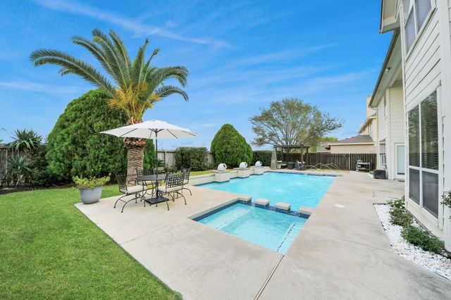 11003 Leigh Woods Drive, Cypress, TX 77433