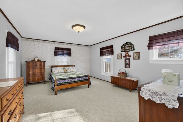 7805 Jersey Ridge Road, Davenport, IA 52807