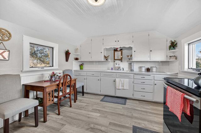 7805 Jersey Ridge Road, Davenport, IA 52807