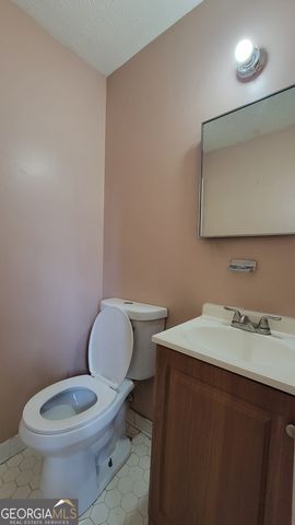 6020 Cristie Drive, Ellenwood, GA 30294