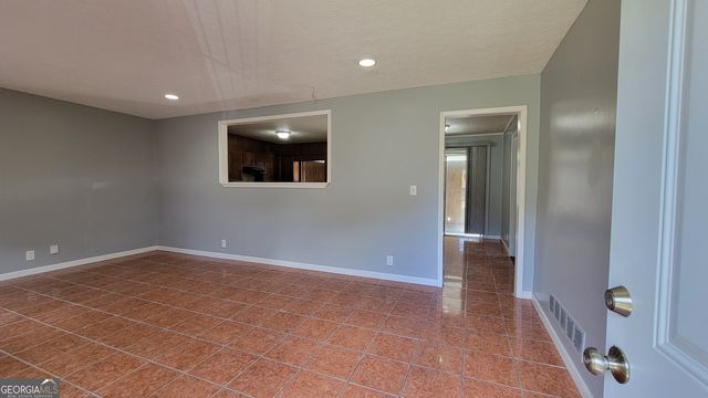 6020 Cristie Drive, Ellenwood, GA 30294