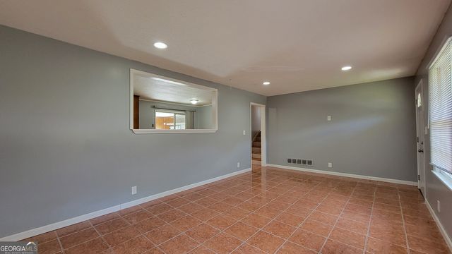 6020 Cristie Drive, Ellenwood, GA 30294
