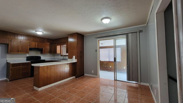 6020 Cristie Drive, Ellenwood, GA 30294