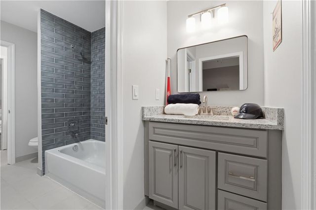 682 Montglade Court, Suwanee, GA 30024