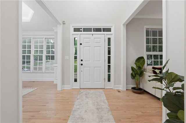 682 Montglade Court, Suwanee, GA 30024