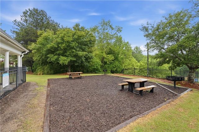682 Montglade Court, Suwanee, GA 30024