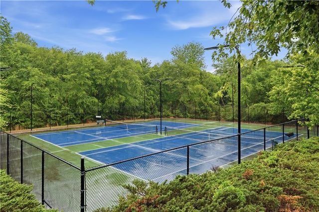 682 Montglade Court, Suwanee, GA 30024