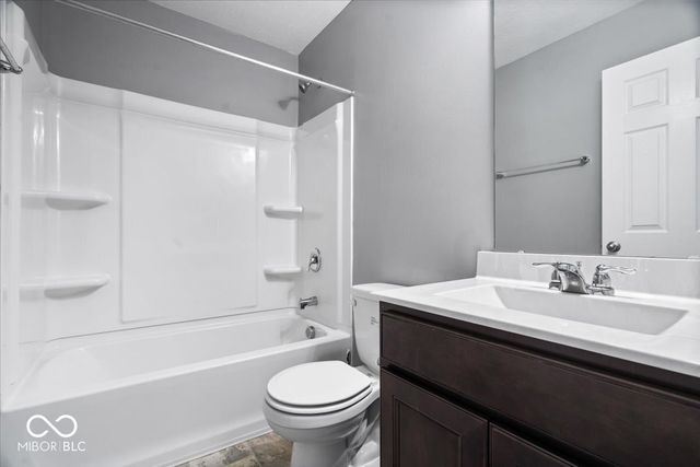 15803 W Rail Drive, Westfield, IN 46074