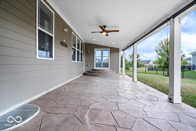 15803 W Rail Drive, Westfield, IN 46074