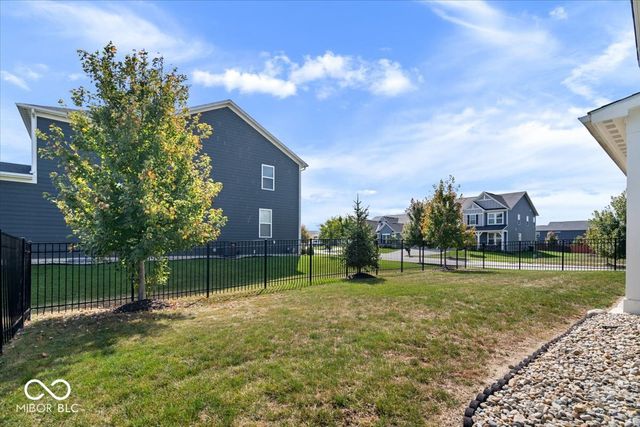 15803 W Rail Drive, Westfield, IN 46074