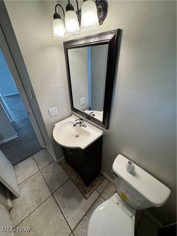 795 E 260th Street, Euclid, OH 44132