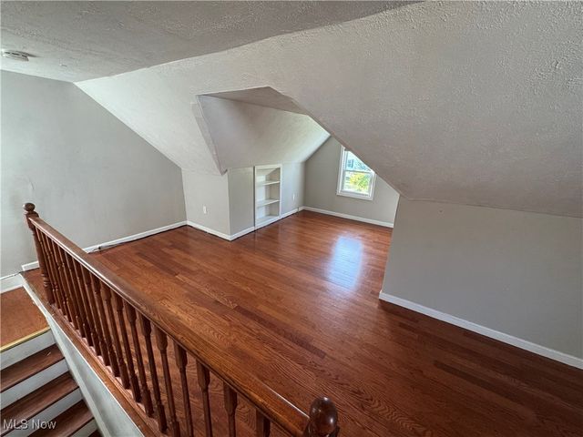 795 E 260th Street, Euclid, OH 44132