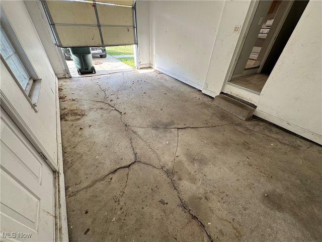 795 E 260th Street, Euclid, OH 44132