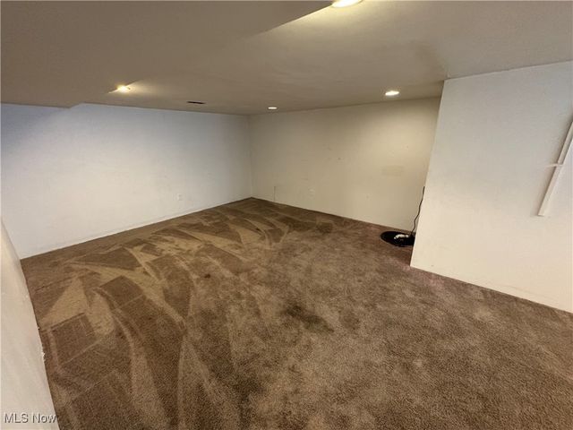 795 E 260th Street, Euclid, OH 44132