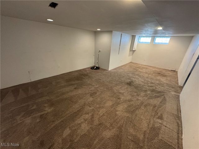 795 E 260th Street, Euclid, OH 44132