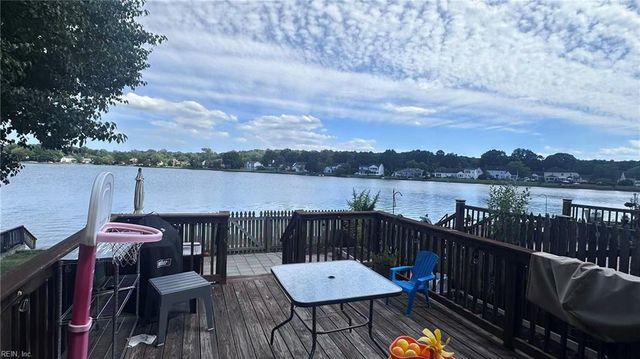 1823 Volvo Pkwy PW, Chesapeake, VA 23320