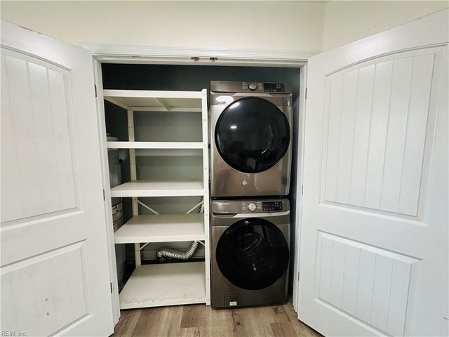 1823 Volvo Pkwy PW, Chesapeake, VA 23320