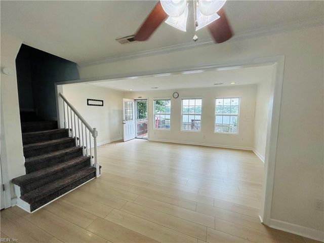 1823 Volvo Pkwy PW, Chesapeake, VA 23320