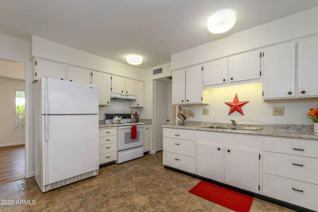 13235 W DESERT GLEN Drive, Sun City West, AZ 85375 — photo 5