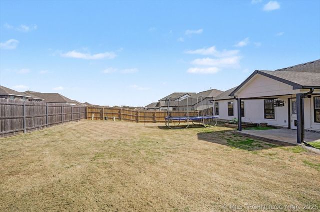 7303 E 89th Street, Owasso, OK 74055