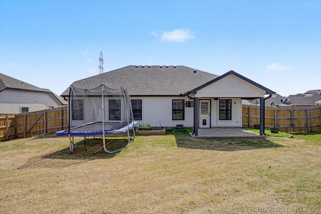 7303 E 89th Street, Owasso, OK 74055