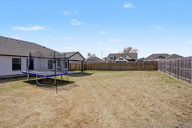 7303 E 89th Street, Owasso, OK 74055