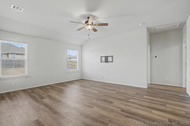 7303 E 89th Street, Owasso, OK 74055