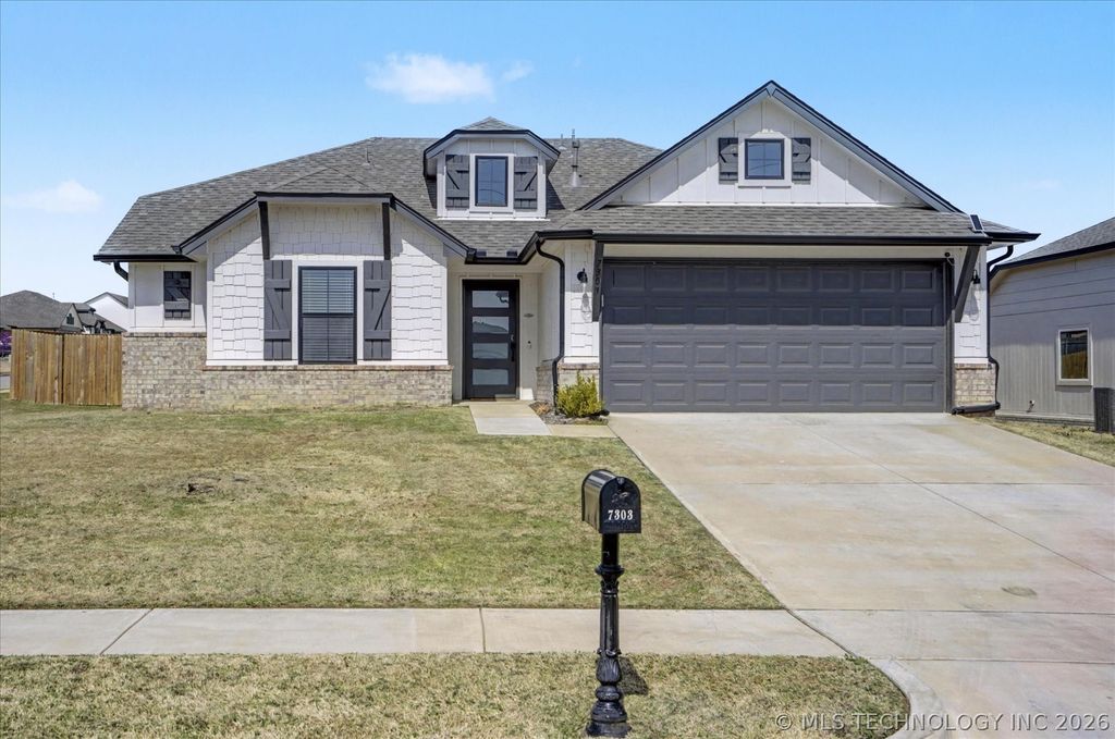 7303 E 89th Street, Owasso, OK 74055