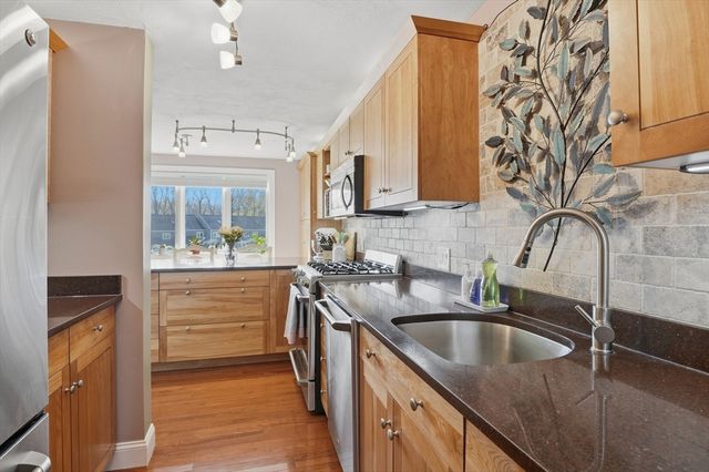 31 Blithewood Avenue 701, Worcester, MA 01604