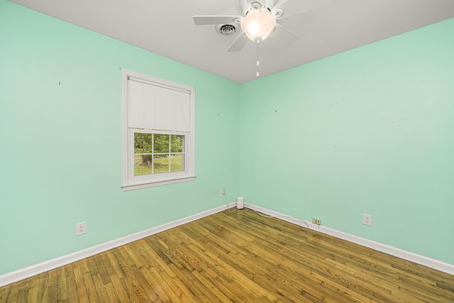 7372 Commodore Road, Yonges Island, SC 29449