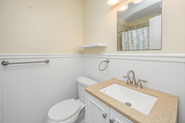 7372 Commodore Road, Yonges Island, SC 29449
