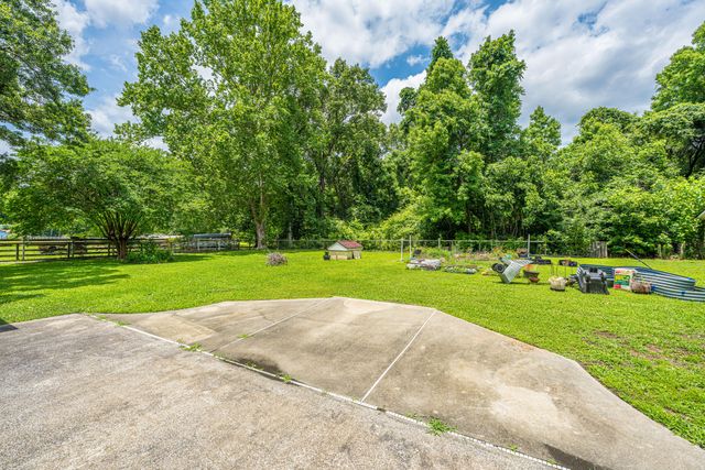 7372 Commodore Road, Yonges Island, SC 29449