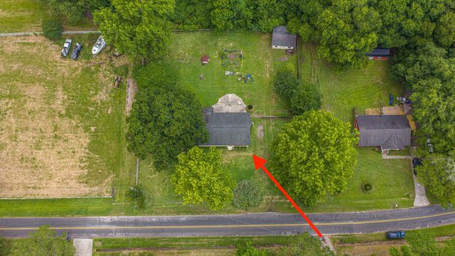 7372 Commodore Road, Yonges Island, SC 29449