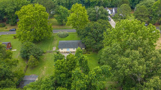 7372 Commodore Road, Yonges Island, SC 29449