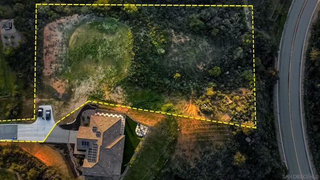 12872 Vineyard Crest Pl, Lakeside, CA 92040