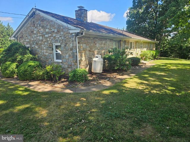 2933 HAMPSTEAD MEXICO RD, Hampstead, MD 21074