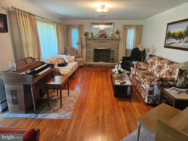 2933 HAMPSTEAD MEXICO RD, Hampstead, MD 21074